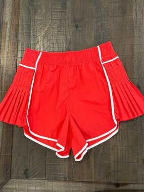 Yogalicious Radiant Red Courtside Chic Shorts Pleats Elastic Waist S